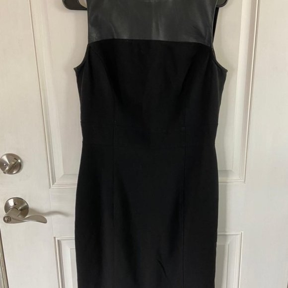 Dress - Picture 1 of 2